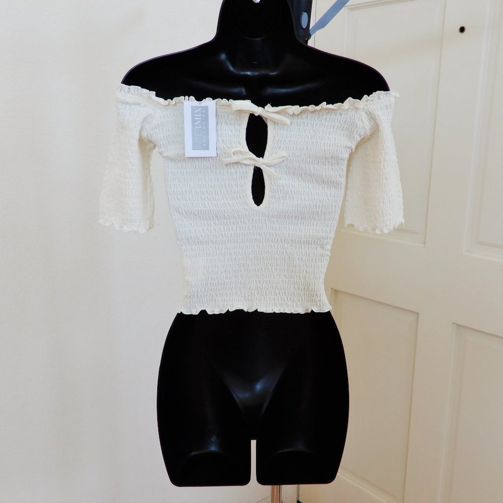 Fifth & Mode - Eva Smocked Top in Ivory - NWT - Picture 6 of 8